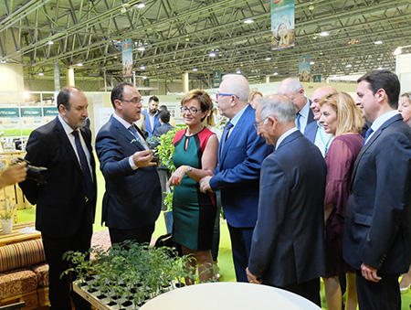 08052017160158_autoridades_recorrido_infoagro_exhibition2015