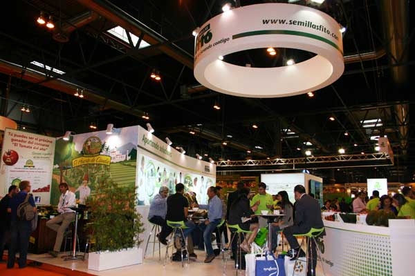 10102012102435_fito