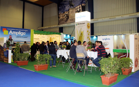 12022015100607_stand_syngenta