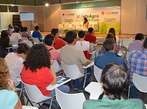 13032017103704_sala_de_conferencias_infoagro_exhibition