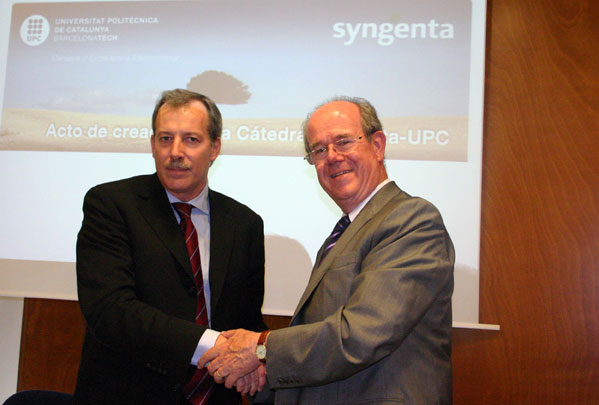 15072013092352_firma-del-acuerdo-2