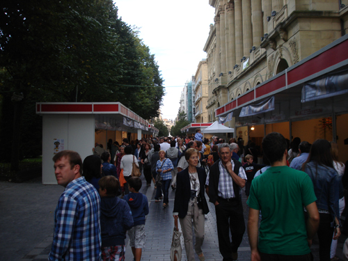 20130930044119_stands_de_exteriores_para_mercados_y_ferias_IberStand
