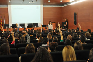 25042016155037_laura_garcia_conferencia_bayer