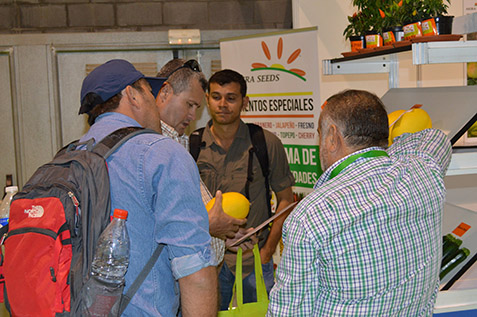 27042017093530_visitantes_infoagro_exhibition_2015