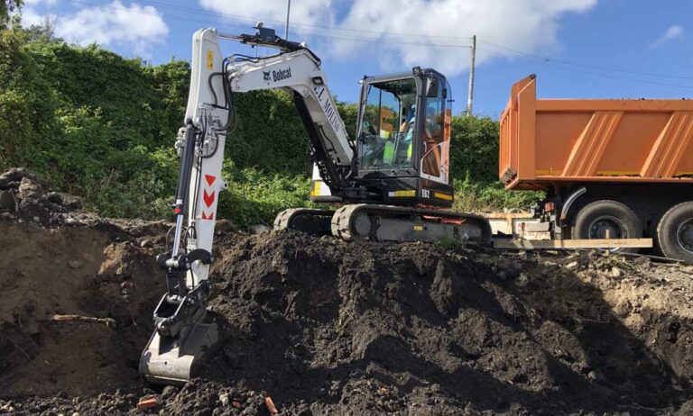 bobcat_miniexcavadora_02102020104443