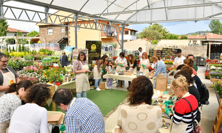 compo_garden_tour_11042024093653