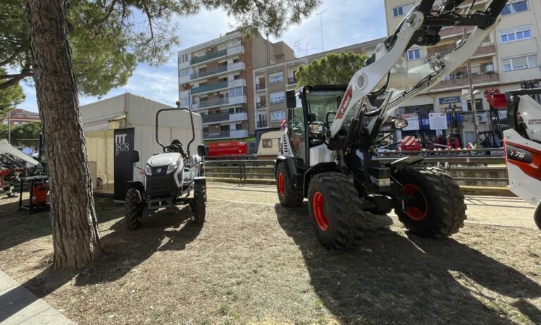 tractor_bobcat_28032023092733